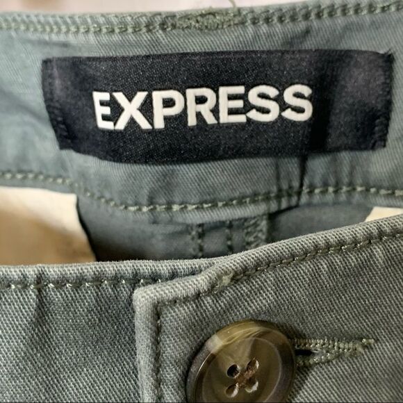 Express Mid rise shortie shorts - light army green - Picture 8 of 10